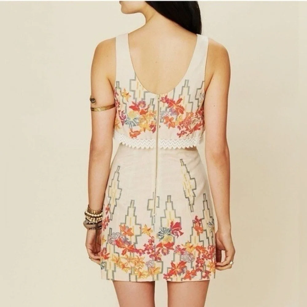 Free People The Big‎ Bang Gold Sheen Tea Combo Mini Dress - Picture 2 of 9